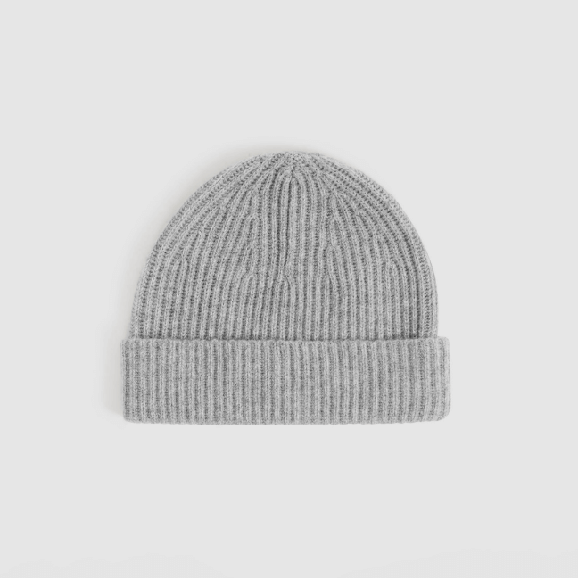 HATS, SCARVES & GLOVES